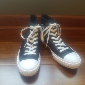 Converse Chuck 2 All Star high tops